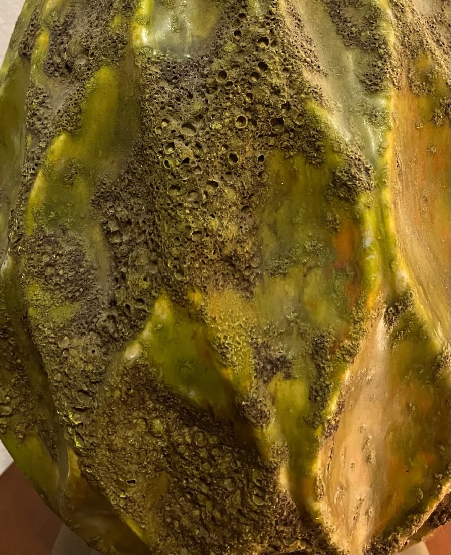Mid-Century Modern Green and Gold Ceramic Table Lamp - 3