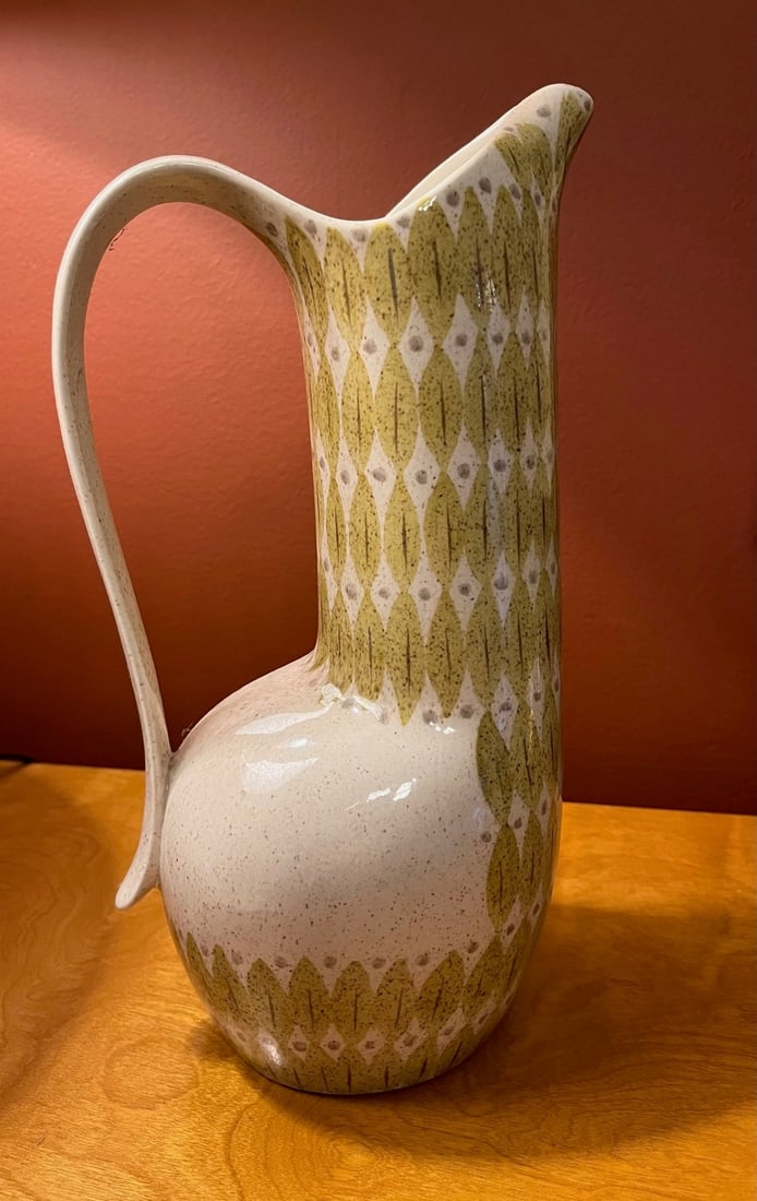 1950s Red Wing "Futura Golden Viking" Mid-Century Modern Ceramic Ewer - 3
