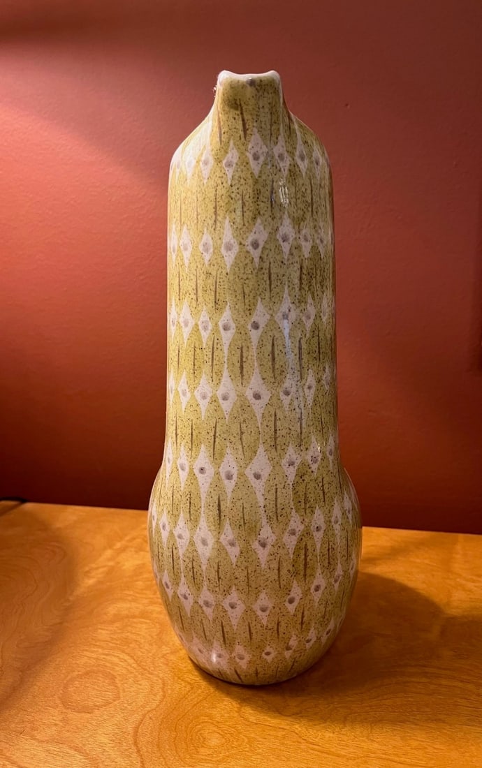 1950s Red Wing "Futura Golden Viking" Mid-Century Modern Ceramic Ewer - 4