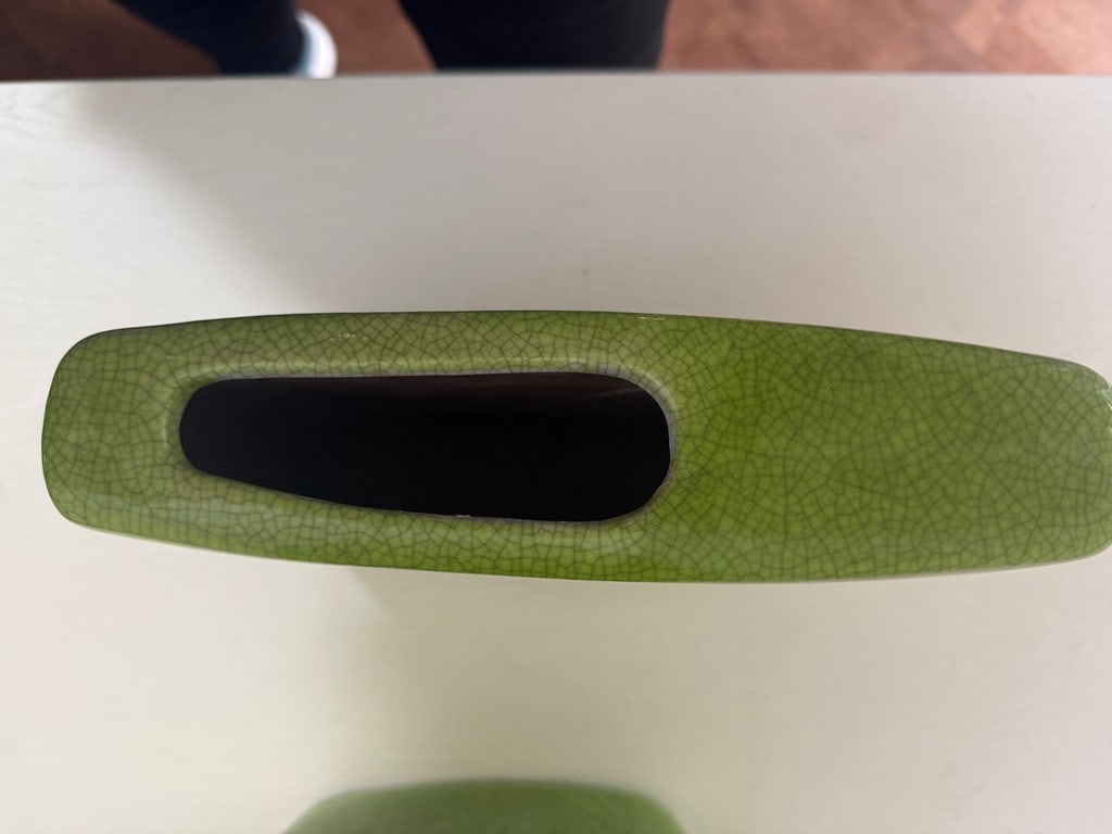 A Pair with f Chartreuse Crackle Glaze Ceramic Vases - 7