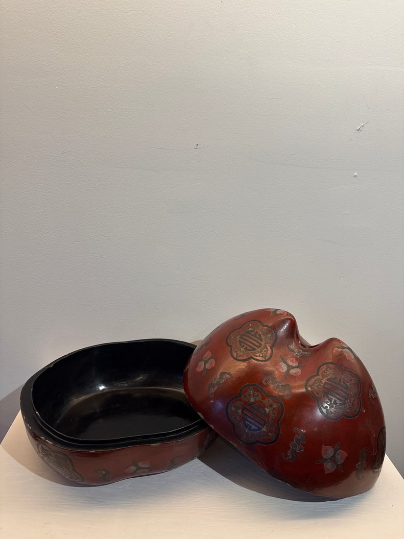 Chinese Red Lacquer Gourd-Form Box, Qing Dynasty - 5
