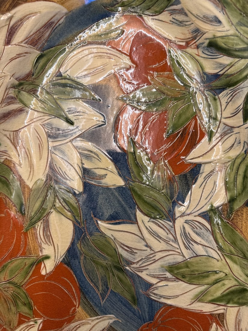 Hand-Painted Majolica-Style Oval Platter with Autumnal Foliage and Pumpkins - 7