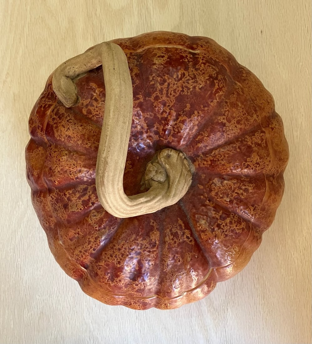 Large Artisan Majolica Pumpkin Tureen - 11