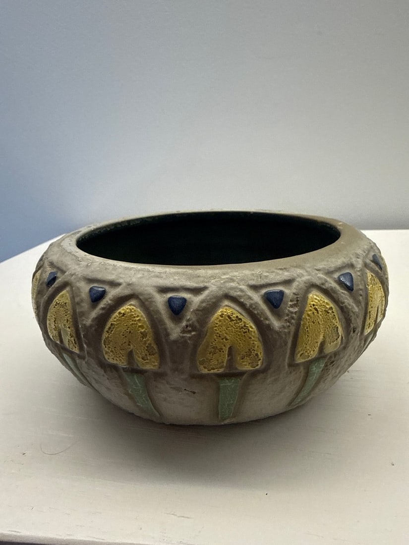 Roseville Mostique Bulb Bowls - 7