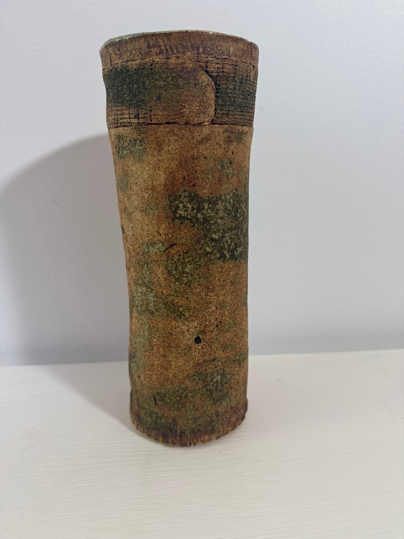 Trio of Brutalist Coral-Sand Cylindrical Vases, signed and dated, Donald Schnell - 4