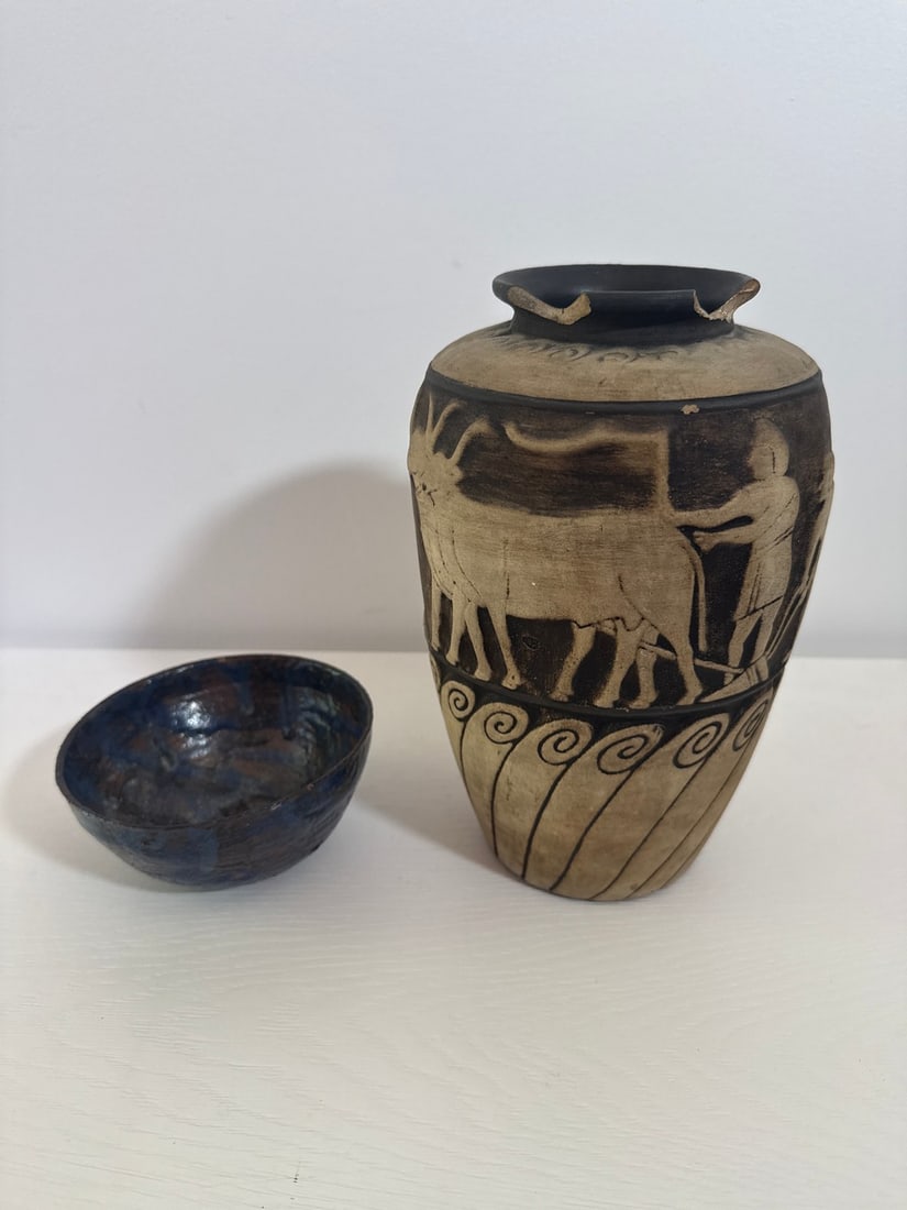 Weller Burnt Wood and Raku Pot From Stroudsburg PA - 2