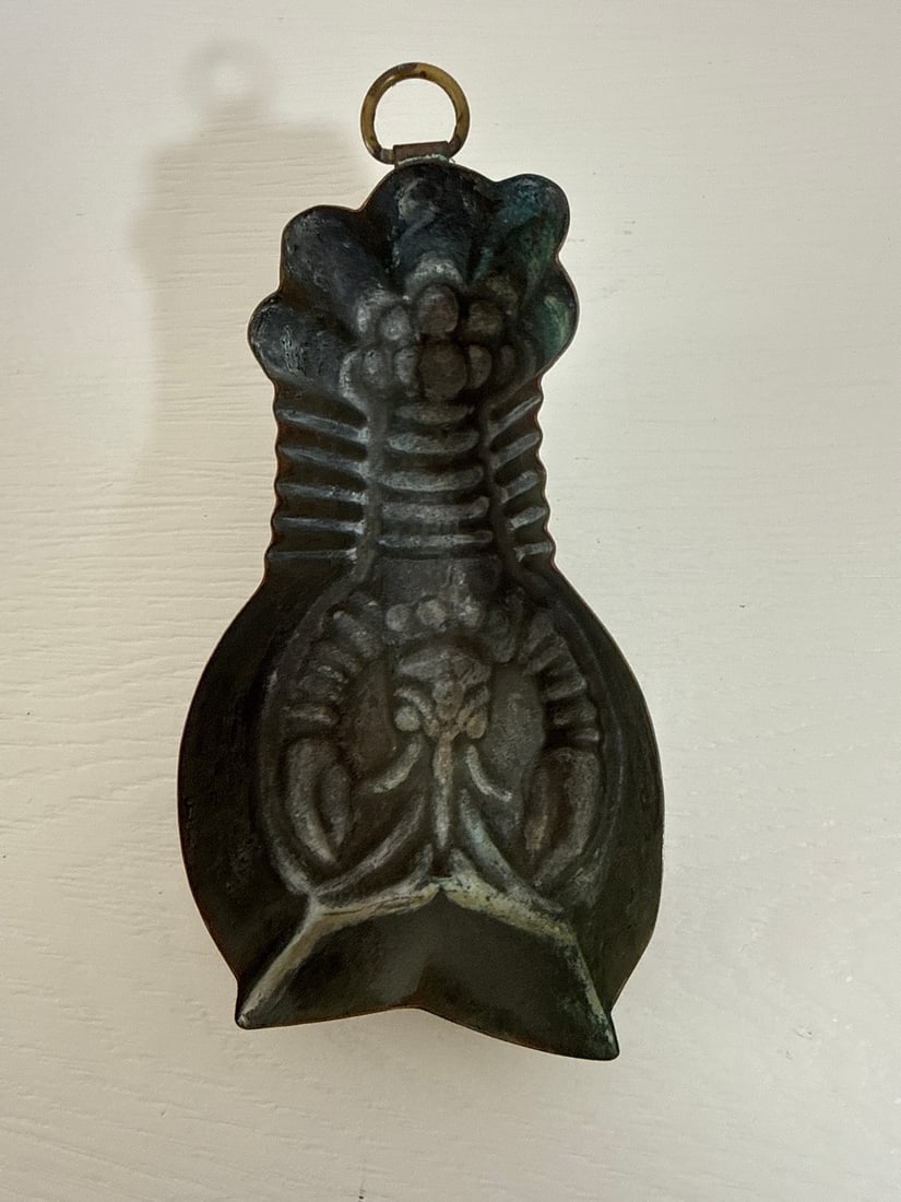 Vintage Copper Lobster Jelly Mold with Verdigris Patina - 6