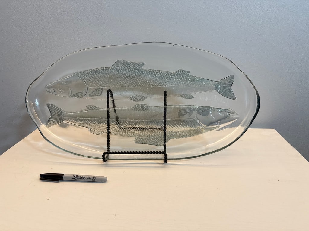 Engraved Glass Fish Symbol Platter and "Finders Keepers" Glass Float - 3