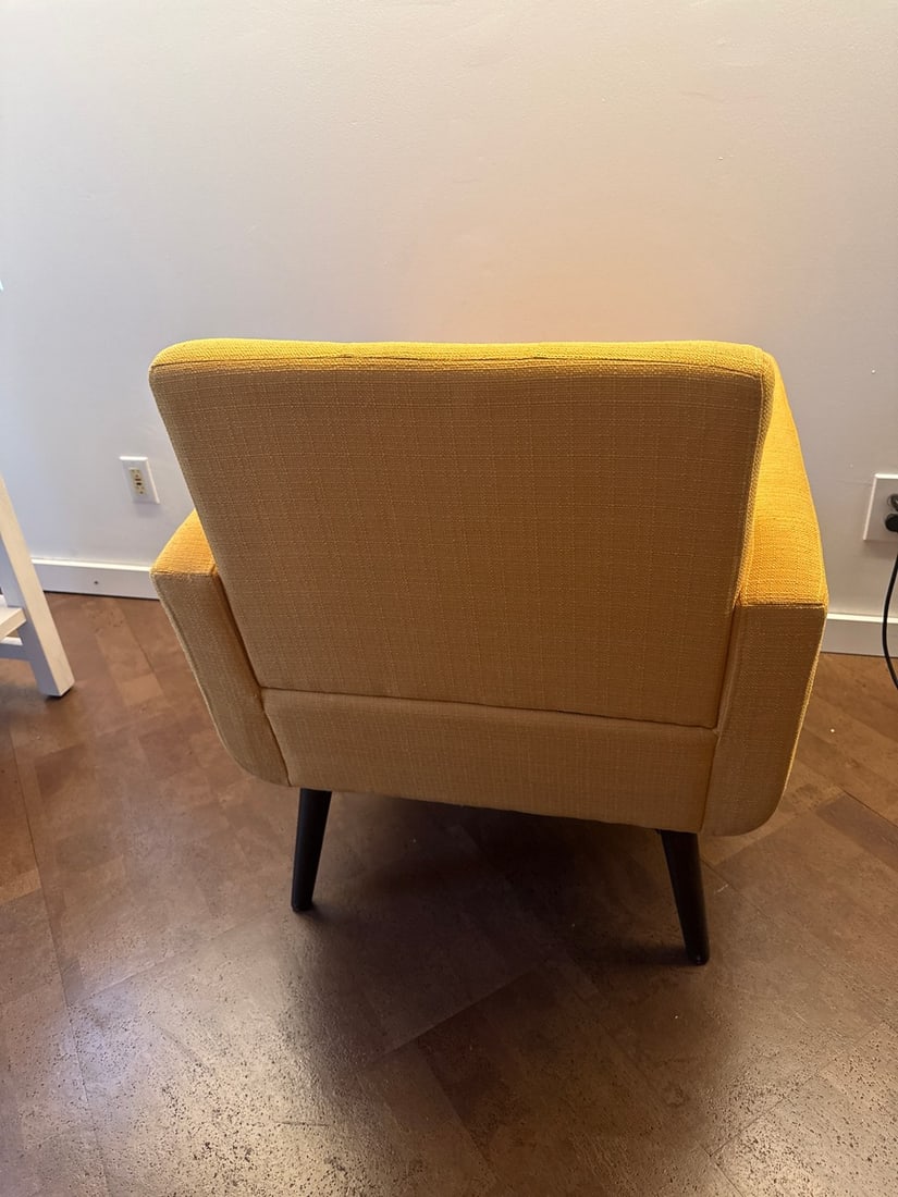 Mid-20th Century Modern Yellow Upholstered Armchair - 5
