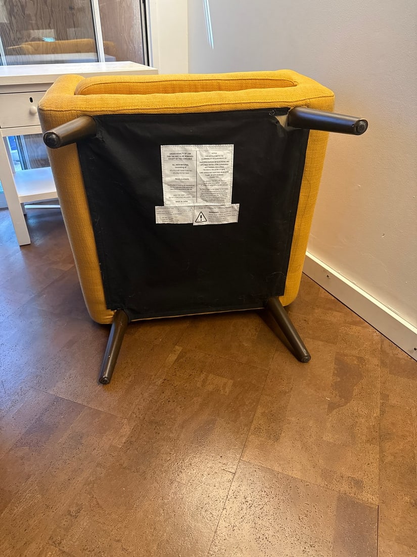 Mid-20th Century Modern Yellow Upholstered Armchair - 7