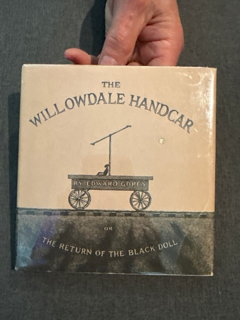 Edward Gorey Looking Glass Library First Edition Collection of Four Books - 5