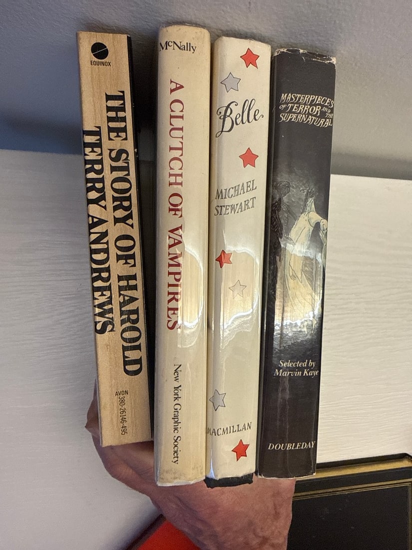 Collection of Eight Vintage & Antique Books Illustrated by Edward Gorey, Including "The Wolves of... - 3