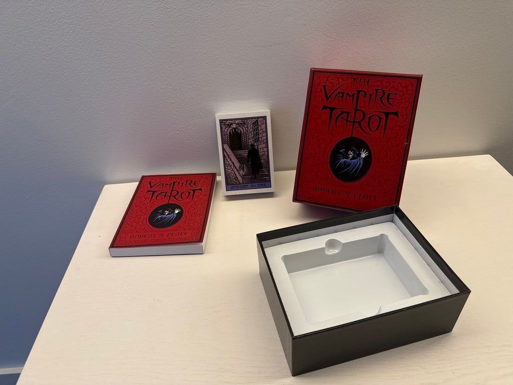 Rare First Edition "The Vampire Tarot" by Robert M. Place - 2