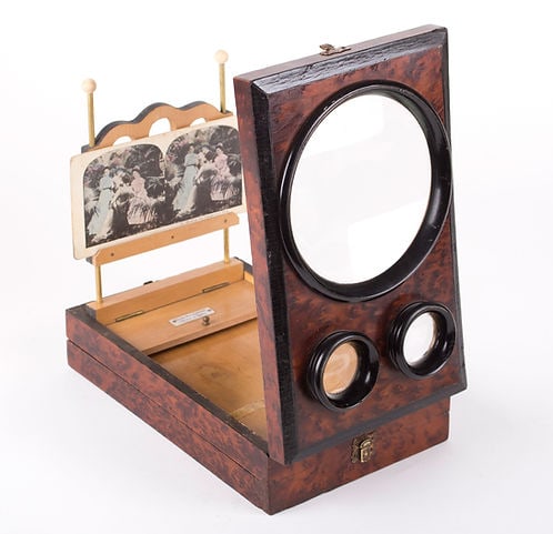 19 th .French Graphoscope stereoscope burl wood veener - 2