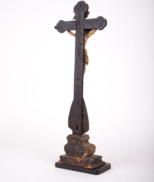 French early 18th Century Carved And Painted Wooden Crucifix - 2