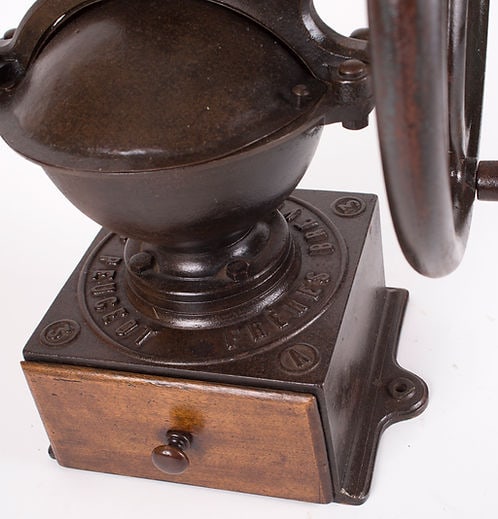 First cast-iron mills Peugeot freres coffee grinder 1840/1870 - 3