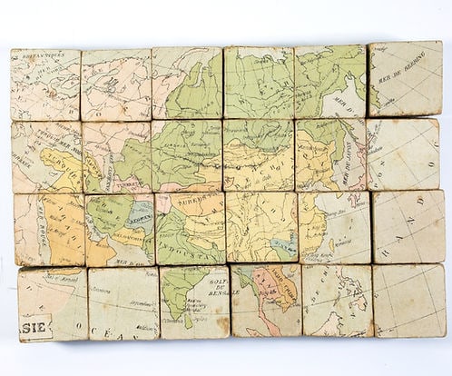 Puzzle box with wood cubs with maps of the worlds atlas 1890 french - 4