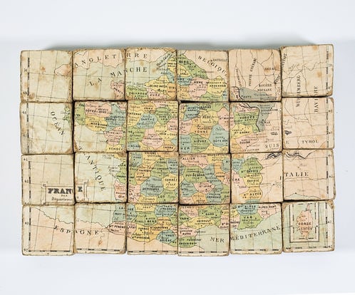 Puzzle box with wood cubs with maps of the worlds atlas 1890 french - 7