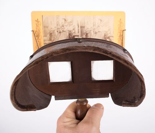 Antique French stereoscopic viewer 19th. with 30 views - 7