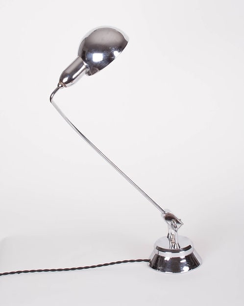 Prench modernist Long Neck Jumo task lamp Perriand ( chromed base ): Yves Jujeau, Pierre and André Mounique created the "New Company of JUMO Establishments" (assembly of the first 2 letters of each name) in Bagnolet (France) in the 1940s, bought at the end of the