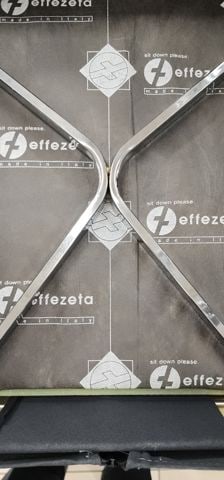 Pair of 1970s Mid-Century Modern Designer Italian Side Chairs by Effezeta - 8