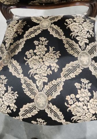 Elegant antique Louis XV style armchair w/ hand-carved ornate wood frame & distinctive upholstery. - 4