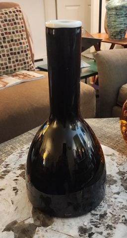 Vintage hand-blown 12"x 6" art glass vase w/ striking black & white composition. (Pontil on bottom.) - 6