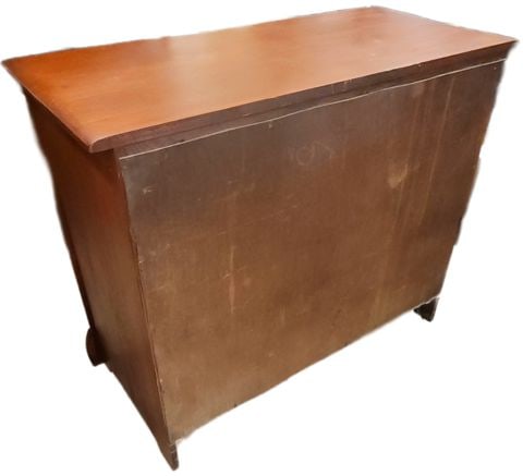 Antique Cushman Colonial Creations Maple 4-Drawer Dresser w/ Rare Distinctive Wide Scalloped Pulls. - 5