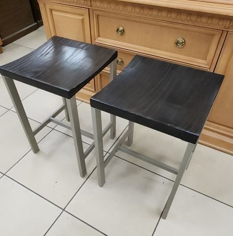 Hi-design gun metal and black wood accent tools. Ideal for table or extra living room seating - 5