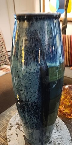 Stunning 21h hand-thown ceramic art vase w/ bold striped design & great shadow illusion. Signed 2022 - 6
