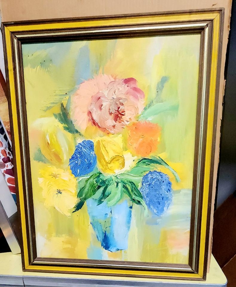 Vibrant Original Mid-Century Impasto-Style Floral Still Life Oil Painting. Signed. Circa '74. (1 of 6)
