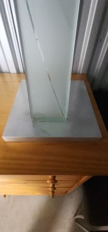 Luebtow Striking 40" Monumental Glass Single-Column Linear Sculpture, 80s. A collector-level piece. - 6