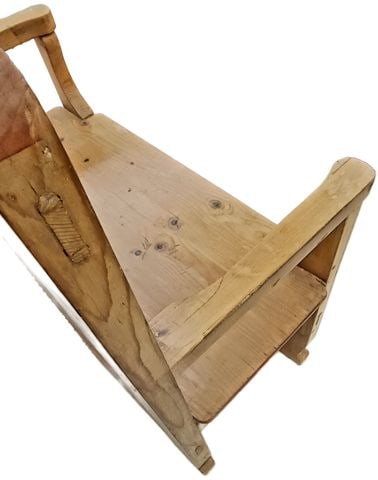 Vintage (likely) Scandinavian carved rustic country pine bench w/ hand-painted floral motif. - 4