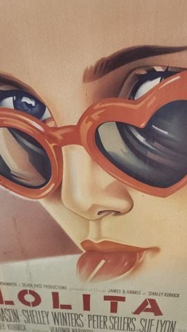 Vintage Iconic French movie poster for Stanley Kubrick's 1962 film "Lolita" Fax signed, Roger Soubie - 2