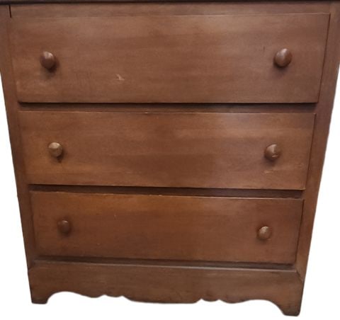 Antique Early American Shaker-Style Solid Pine or Maple Country 3-Drawer Dessser. - 2