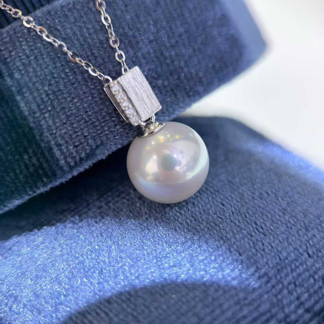 Sterling Silver Edison Pearl Pendant with Minimal Blemishes and High Luster - 5