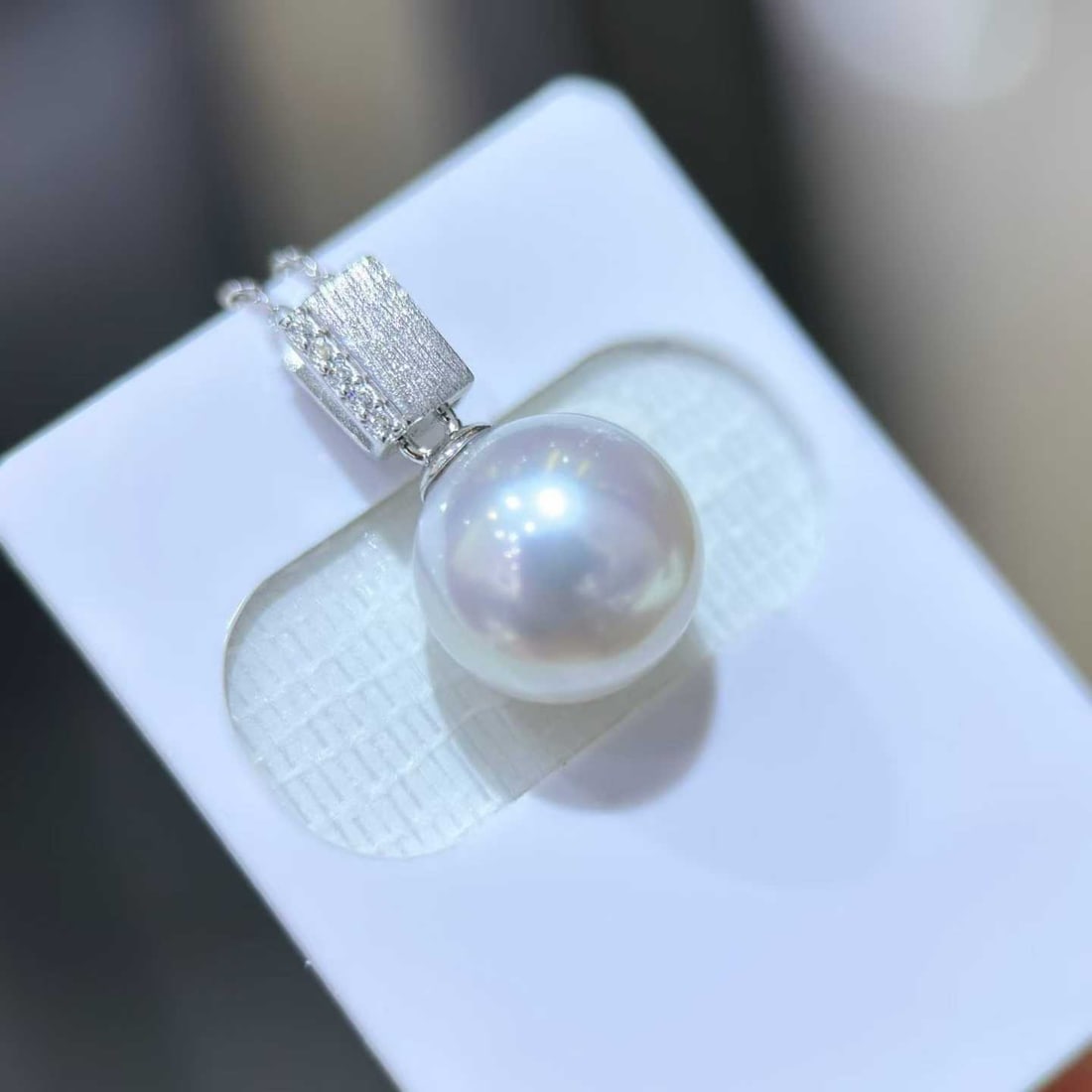 Sterling Silver Edison Pearl Pendant with Minimal Blemishes and High Luster (1 of 6)