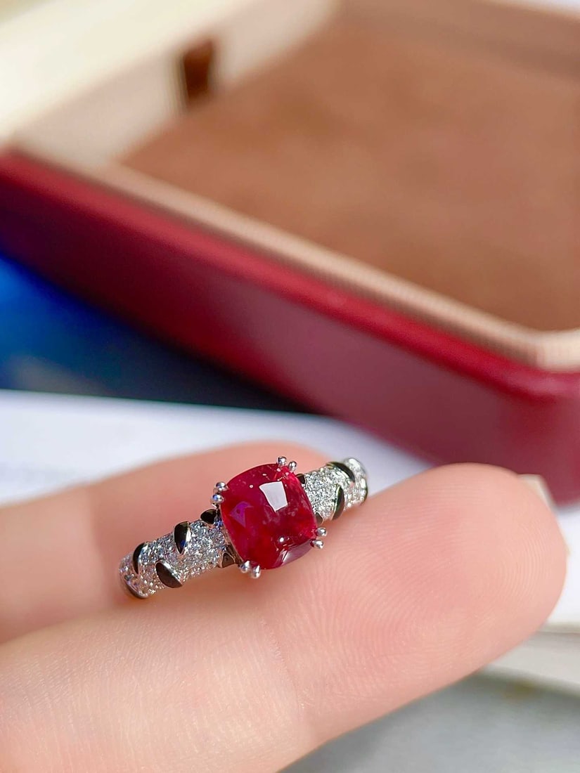 18K Gold Natural No-Heat Ruby Ring - 3
