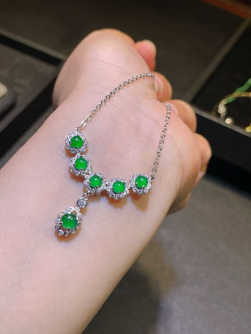 Silver Full Green Jadeite Necklace - 3