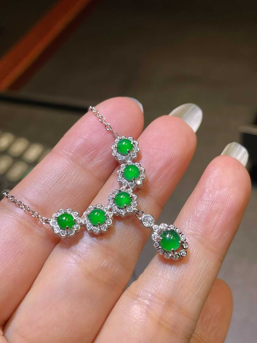 Silver Full Green Jadeite Necklace - 4