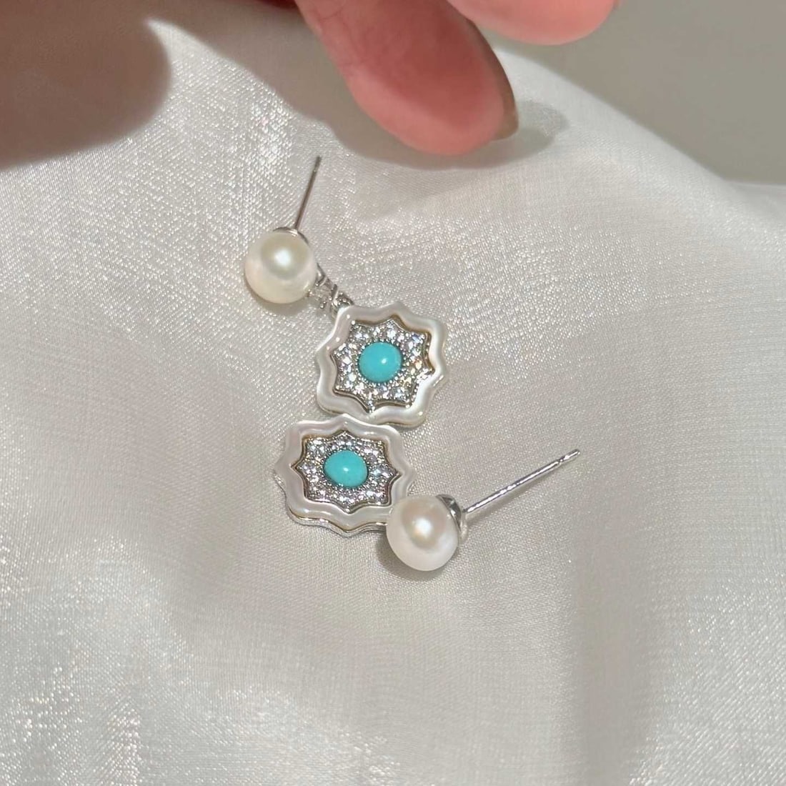 Natural seashell and turquoise earrings - 4