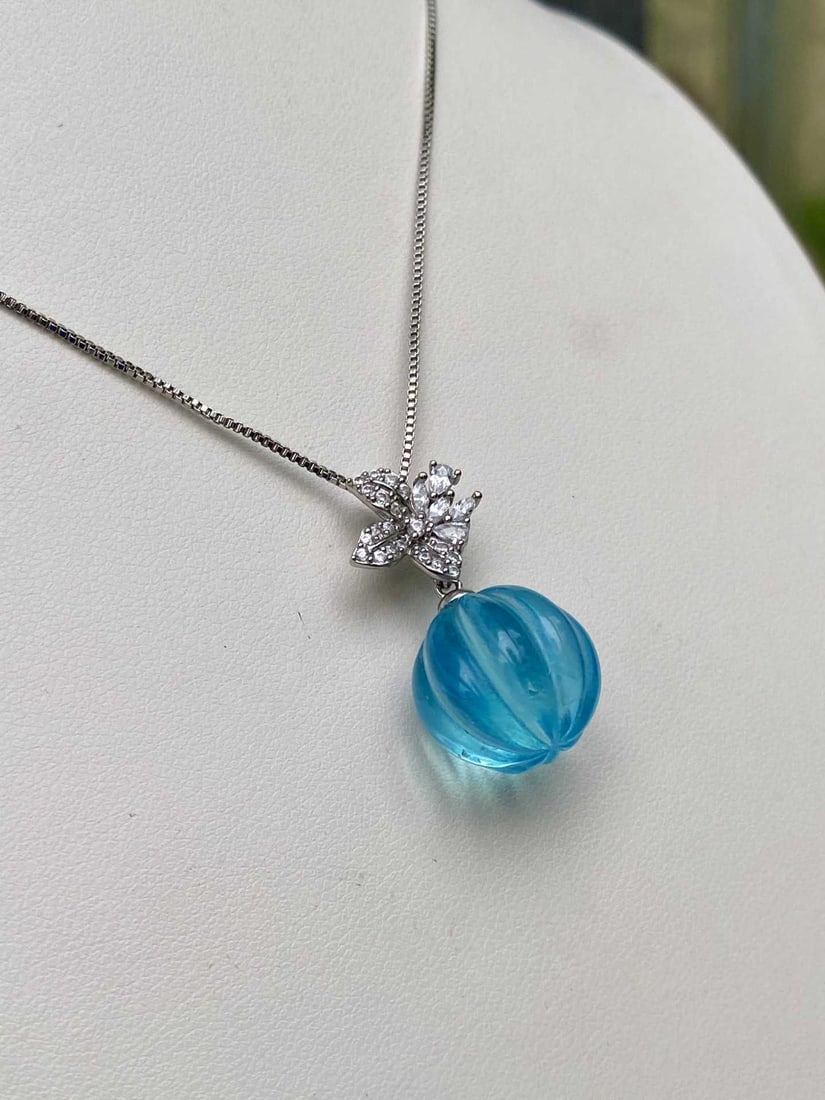 Aquamarine Pendant - 4