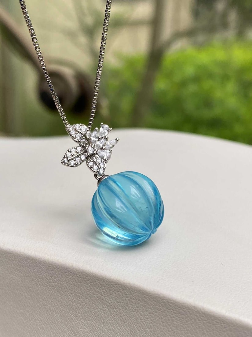 Aquamarine Pendant - 8