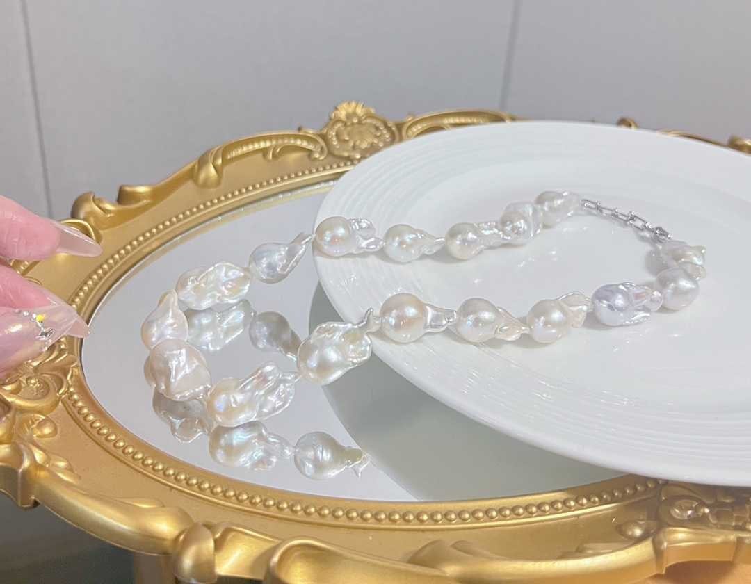 Pure Silver Natural Strong Luster Baroque Freshwater Pearl Necklace - 4