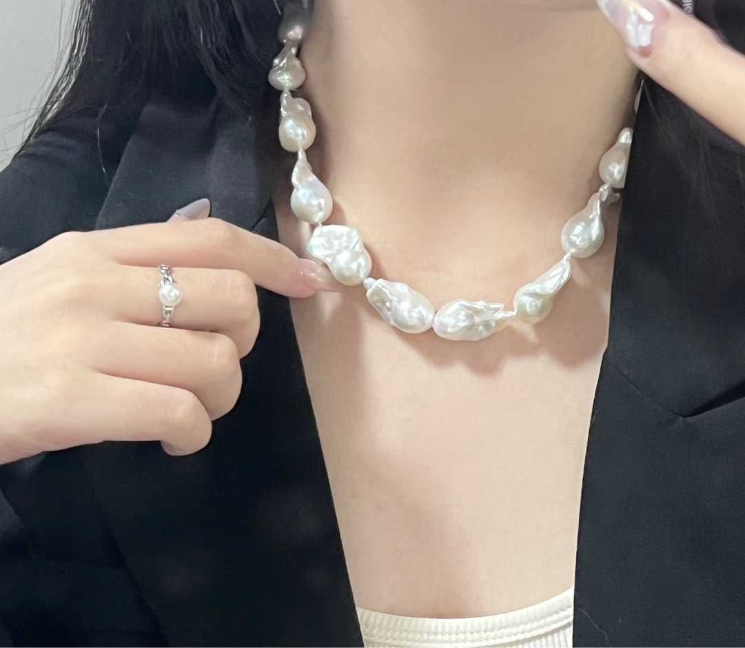 Pure Silver Natural Strong Luster Baroque Freshwater Pearl Necklace - 7