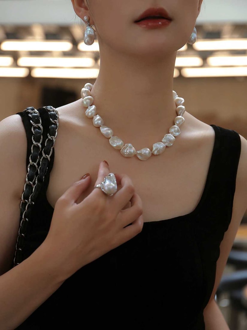 Pure Silver Natural Strong Luster Baroque Freshwater Pearl Necklace - 9