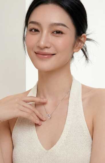 18K Gold Akoya Pearl Necklace - 4
