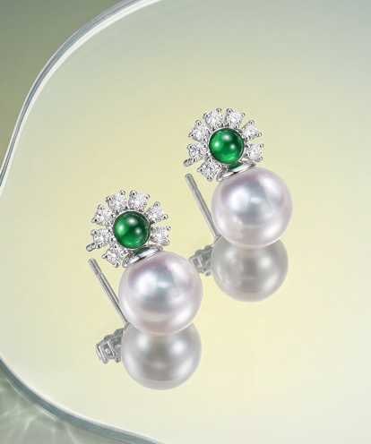 18K Gold Diamond, Jadeite Jade & Akoya Pearl Stud Earrings - 4