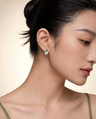18K Gold Diamond, Jadeite Jade & Akoya Pearl Stud Earrings - 6