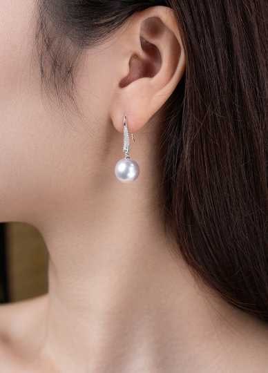 18K Gold GIA Venus South Sea White Pearl Earrings - 5